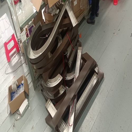 1753977632286916.jpg d241a9085259e21e2b9673217acb443.jpg